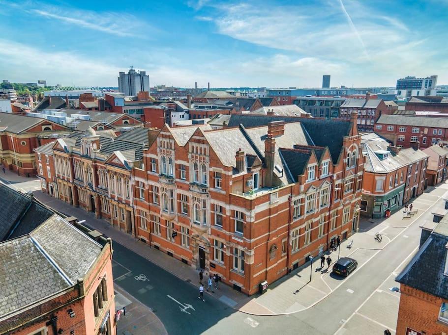 The Pocklington - The Magistrates Apartment Leicester